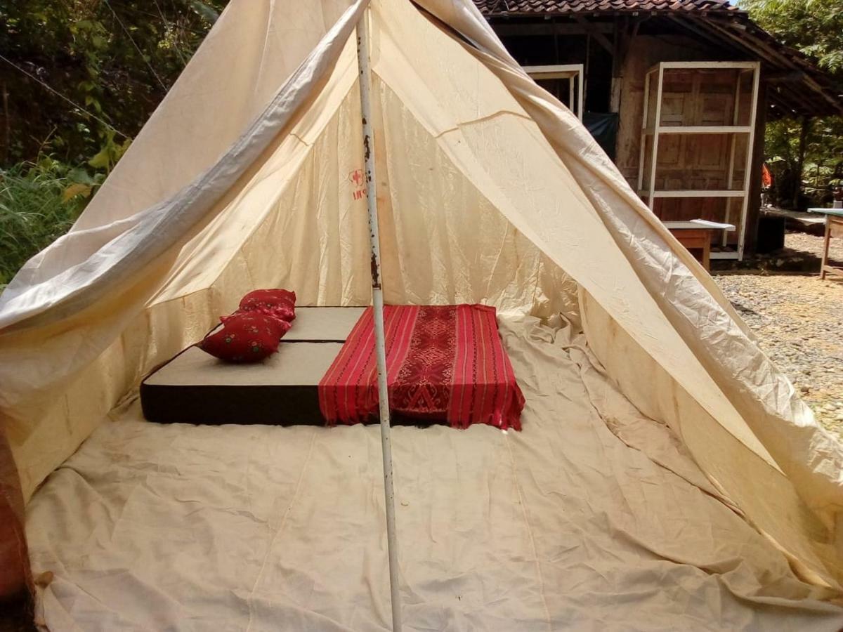 Newalaskuliner & Homestaywatulumbung Kretek Exteriör bild