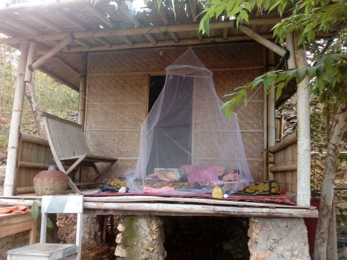 Newalaskuliner & Homestaywatulumbung Kretek Exteriör bild