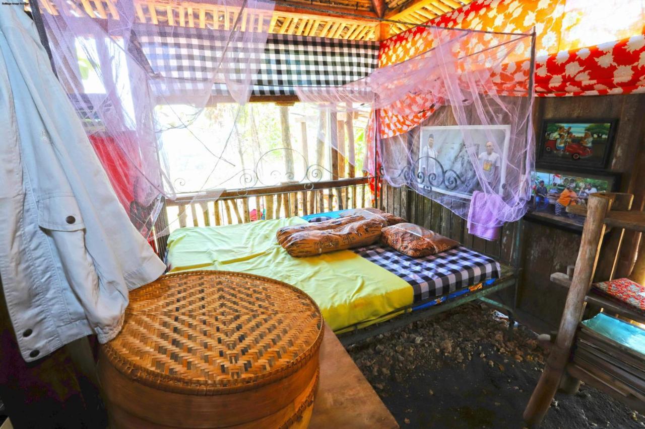 Newalaskuliner & Homestaywatulumbung Kretek Exteriör bild